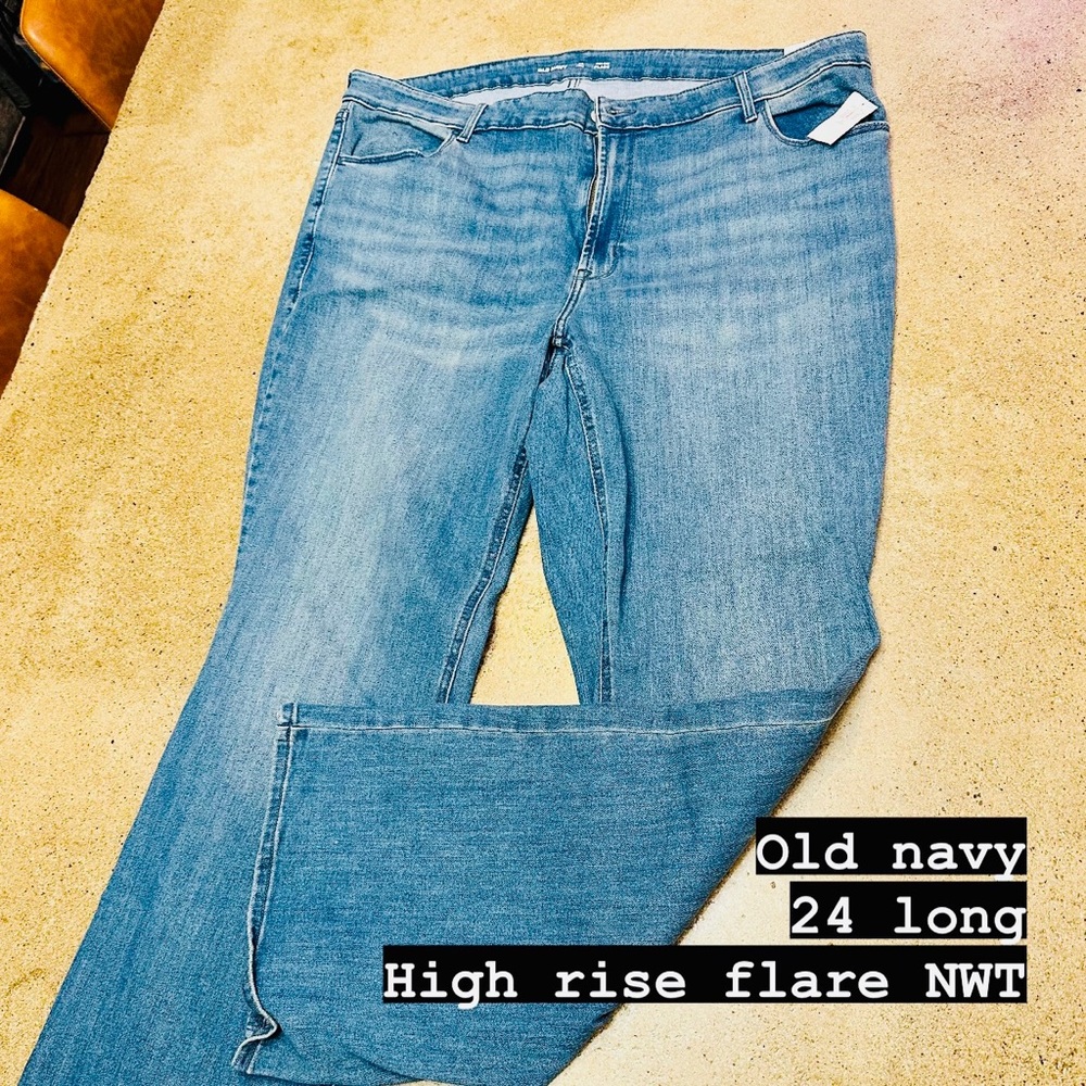 OLD NAVY 24 LONG- NEW WITH TAGS- FLARE